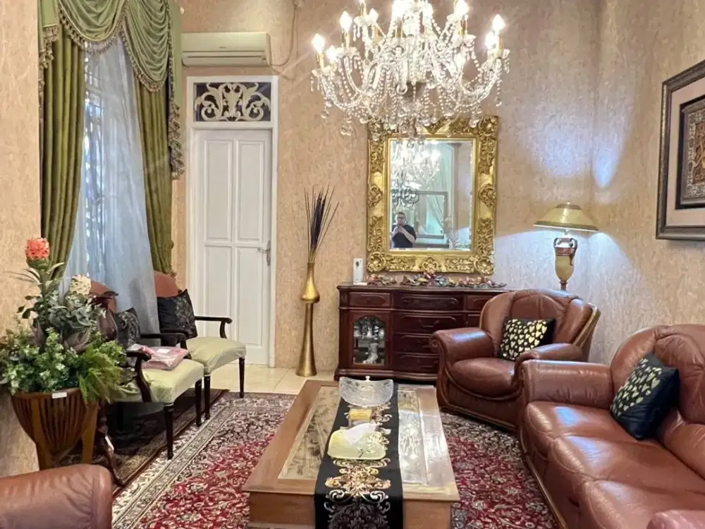 JUAL CEPAT, HUNIAN MEWAH STRATEGIS, 5 MENIT KE TOL CIJAGO DAN STASIUN LRT, SIAP HUNI, FULLY FURNISHED