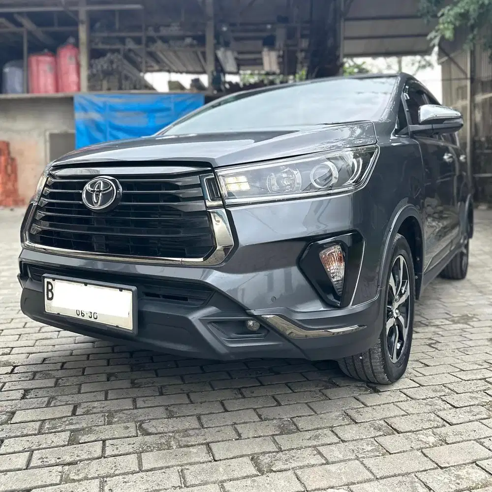 Innova Reborn Venturer 2,4 AT 2021