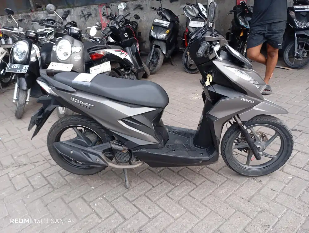 Honda beat Deluxe Tahun 2023 Surat Komplit
