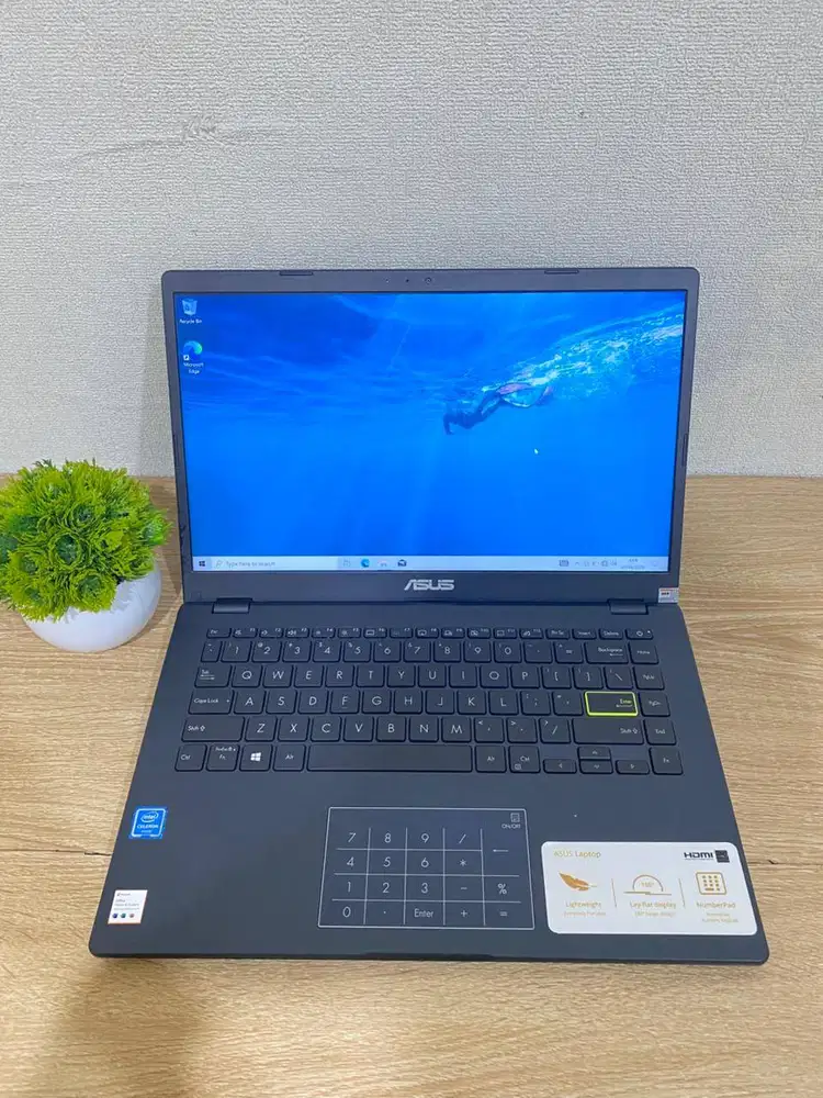 READY STOK SECOND HARGA TERJANGKAU !!! ( ASUS E410MA )