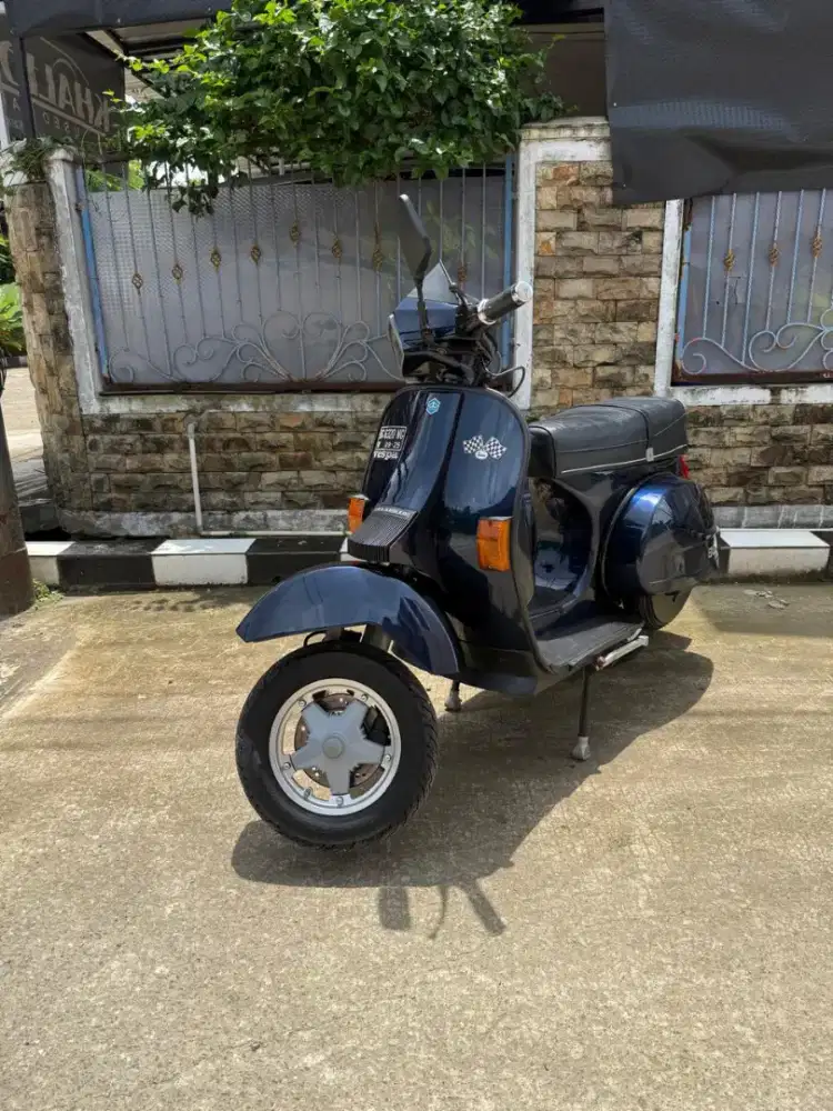 Vespa Excel 150