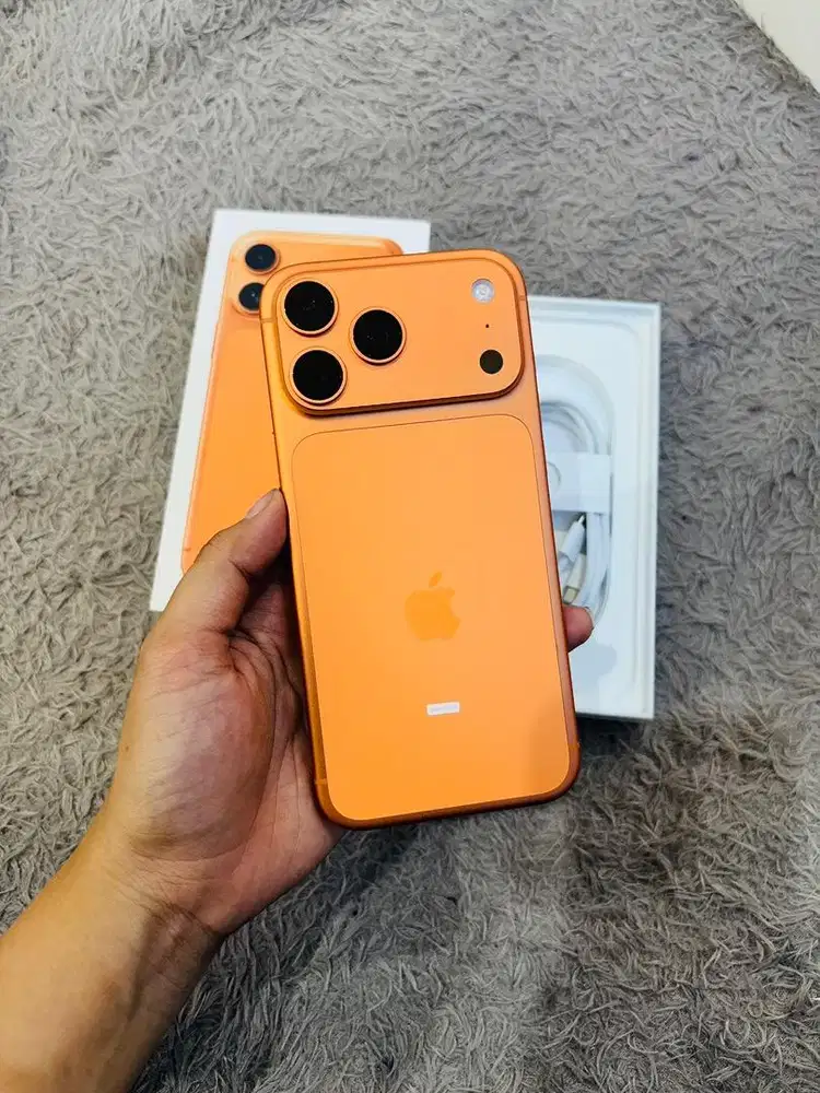 iPhone 17 Promax 512GB Garansi On April 2027