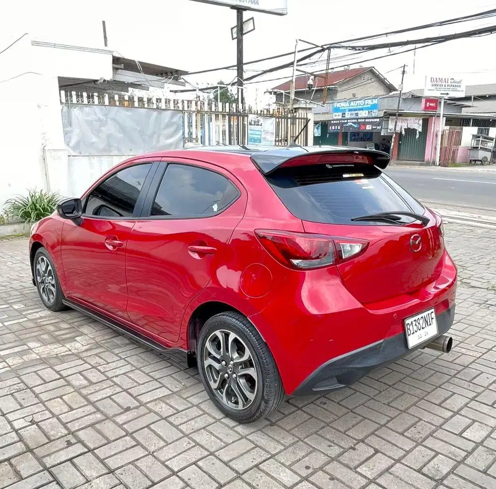 mazda 2 R at skyactive 2016 km low