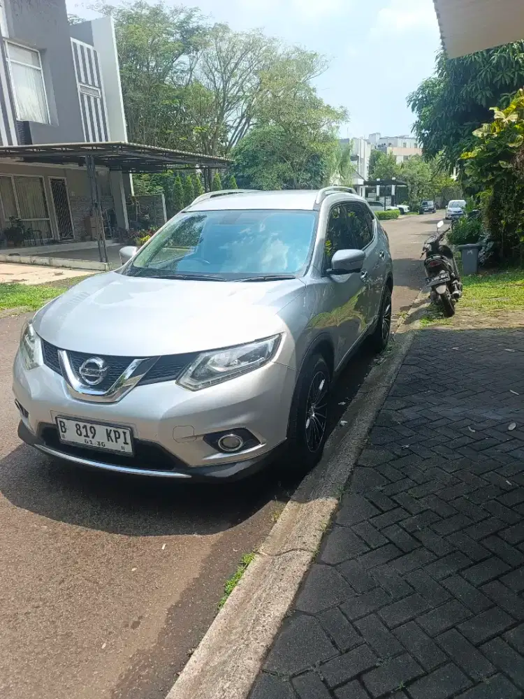 Jual. Nissan xtrail. 2014