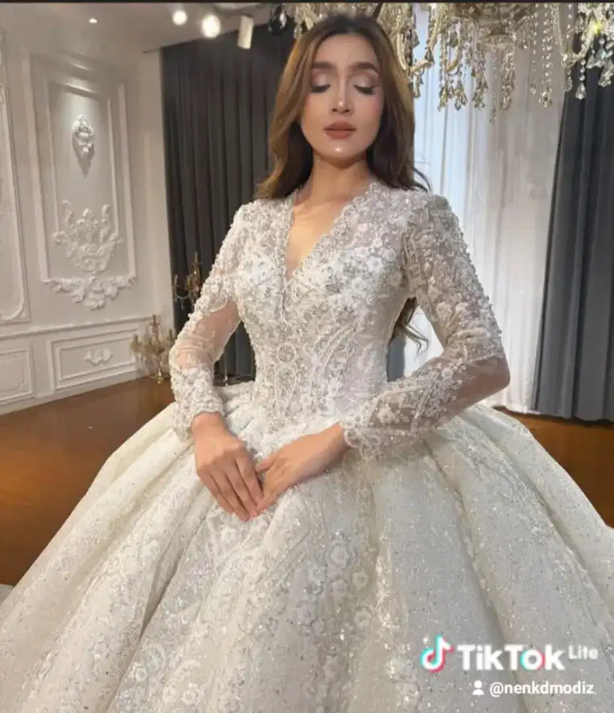 Gaun jahit pengantin modiz