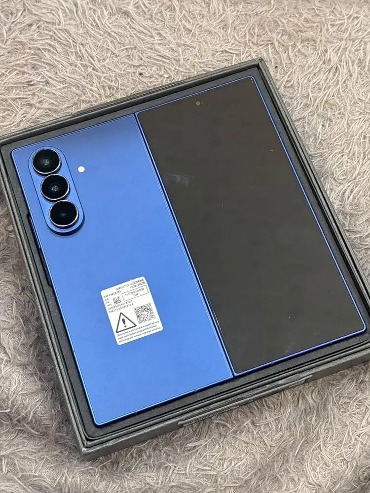 Samsung Z Fold7 12/256 Sebulan Pakai
