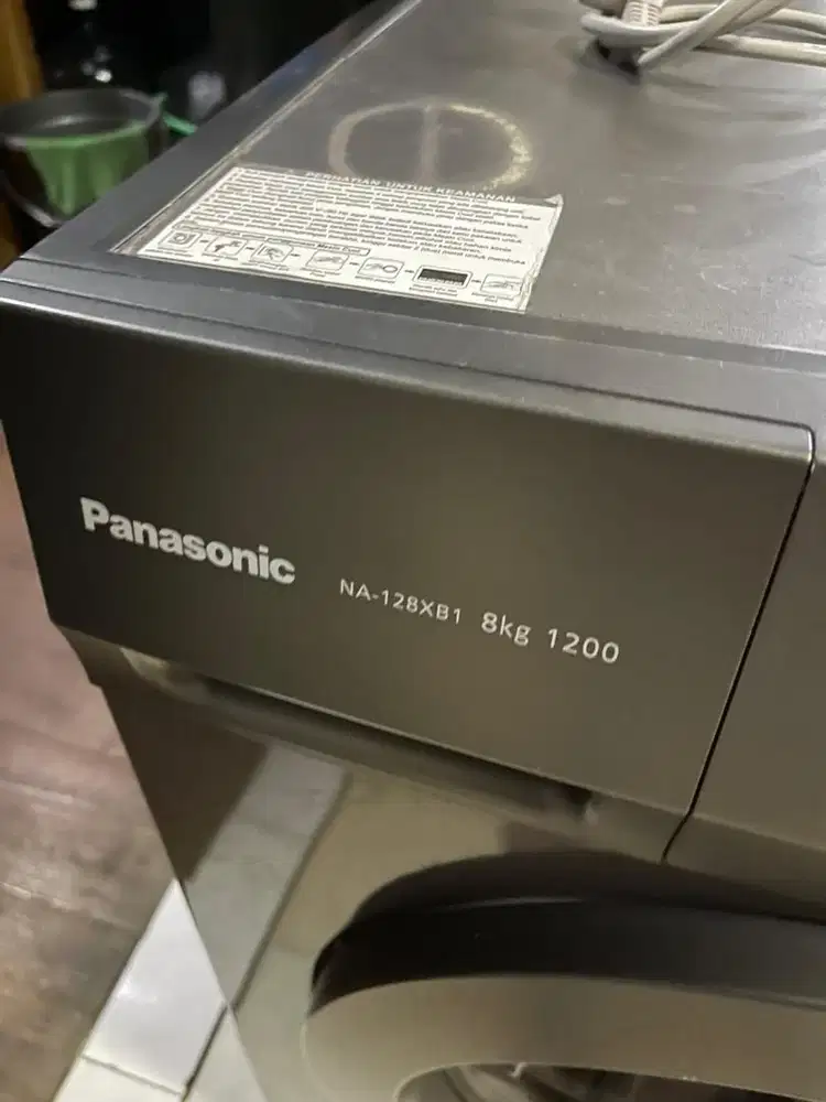 Mesin cuci front loading panasonic 8kg second segel