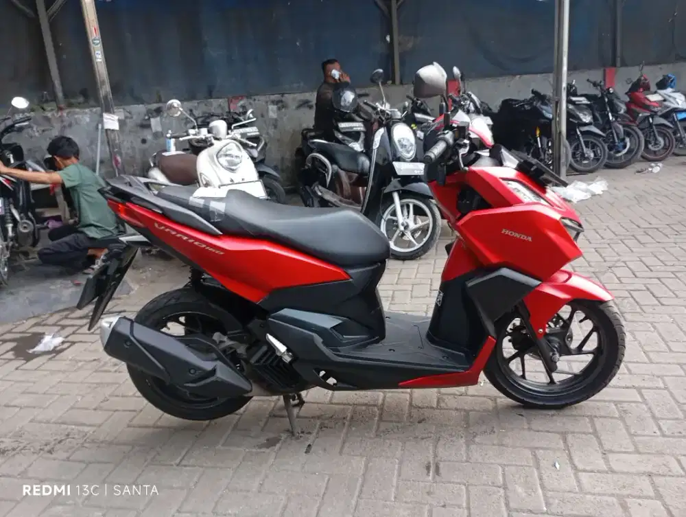 Honda Vario 160 Tahun 2023 Surat Komplit