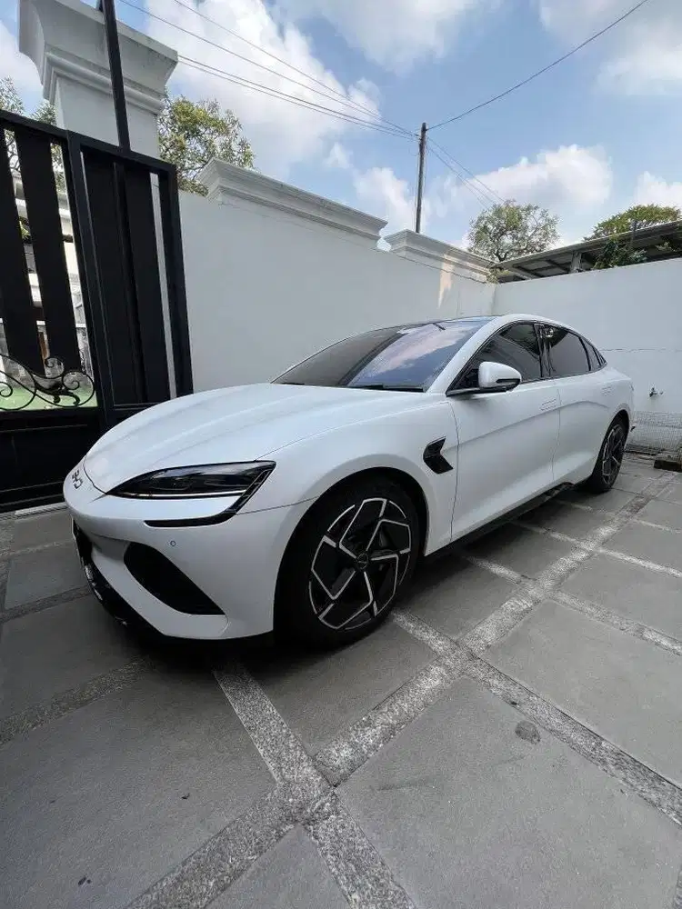 DP 50JT BYD SEAL PREMIUM  LISTRIK AT MATIC AUTOMATIC 2024 PUTIH