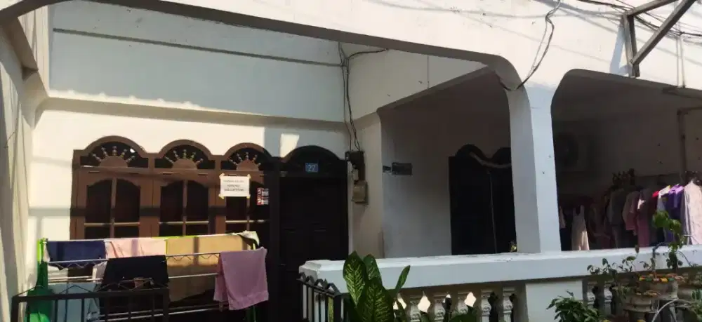 Dijual rumah strategis