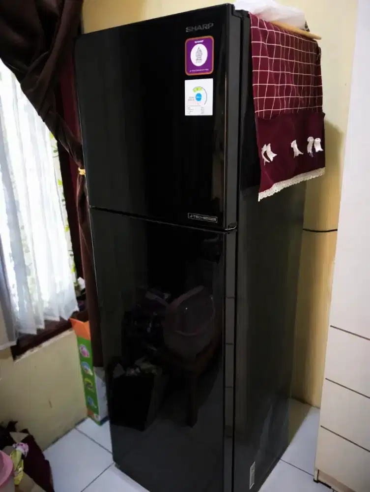 Kulkas SHARP J-TECH INVERTER 2 Pintu