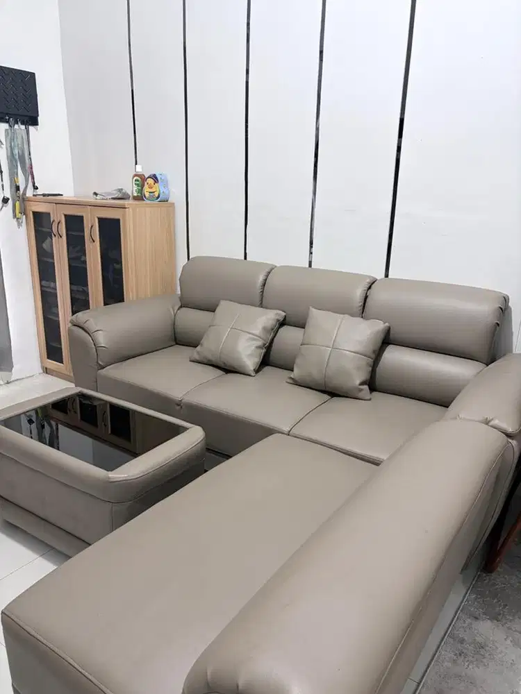 Dijual sofa set dan meja