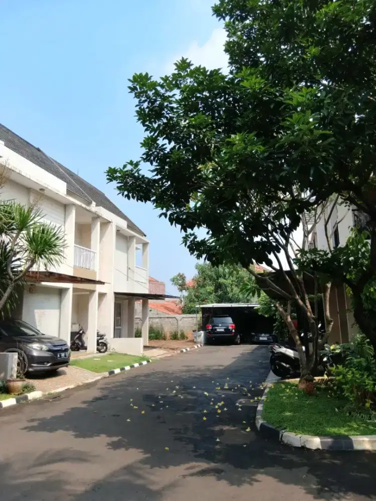 Hotsale rumah dalam cluster dekat stasiun pondok ranji