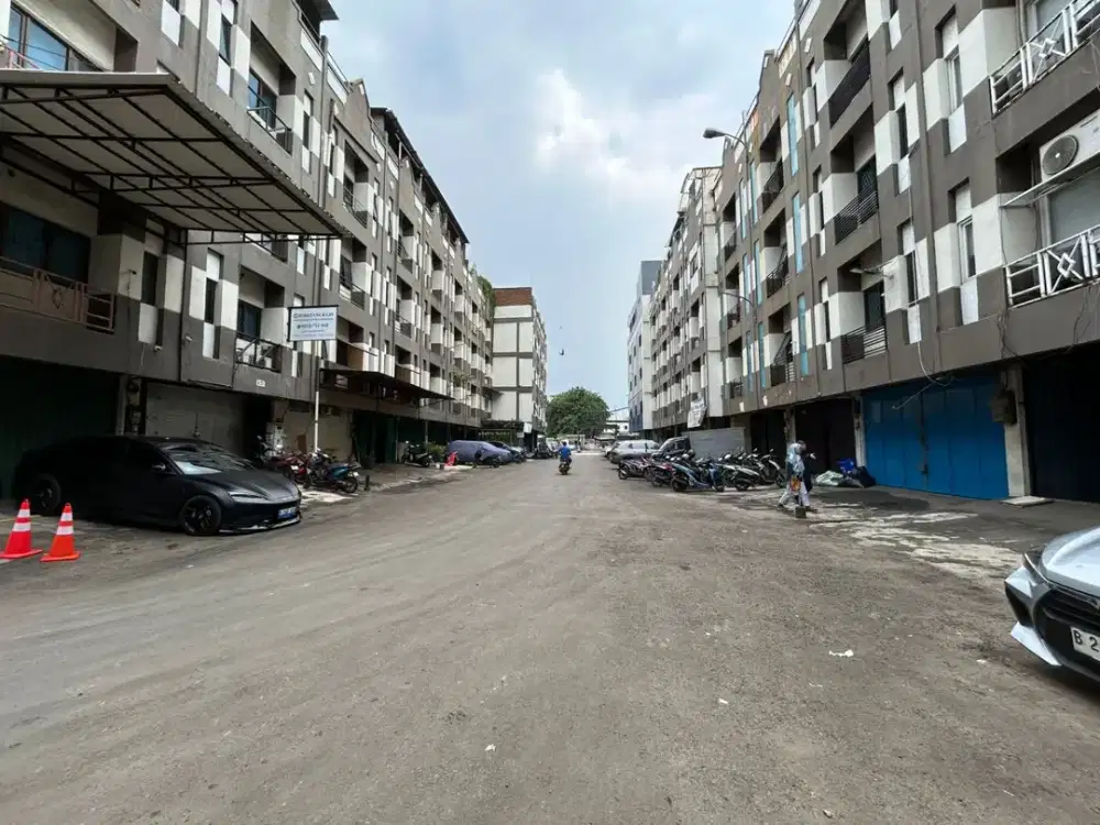 DISEWAKAN / DIJUAL RUKO 4,5 LANTAI DI MEGA SUNTER JAKARTA UTARA