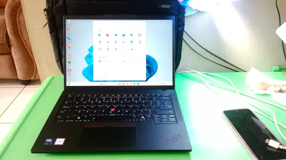 LAPTOP LENOVO THINKPAD T14 GEN 5 INTEL CORE ULTRA 7 1515U CAKEP