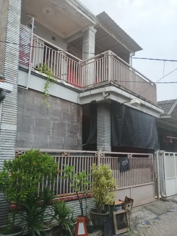 Rumah 2 Lantai Siap Huni 3 Kamar tidur daerah Suko dekat Aloha