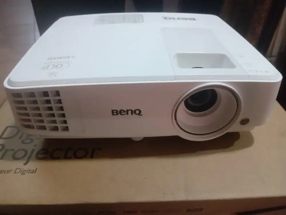 Proyektor BENQ MX-525