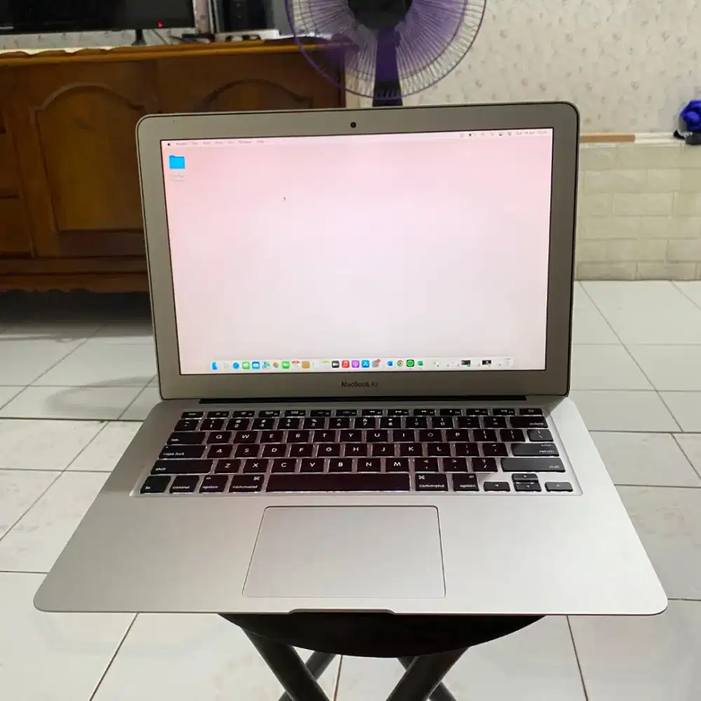 Jual cepat macbook air 2017