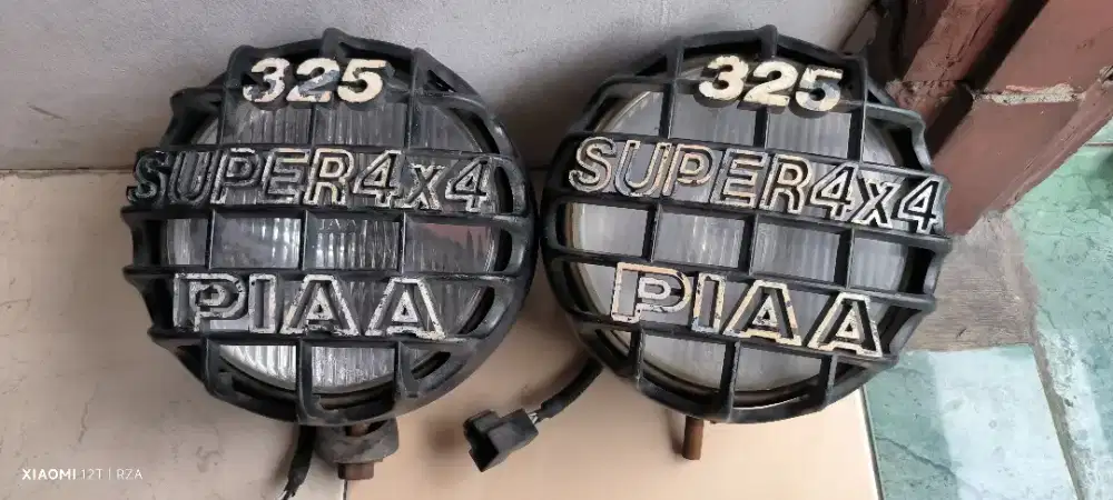 Lampu sorot foglamp piaa ukuran besar lampu jip jeep