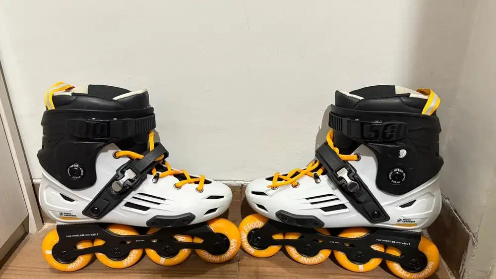 SEPATU RODA OXELO MF500