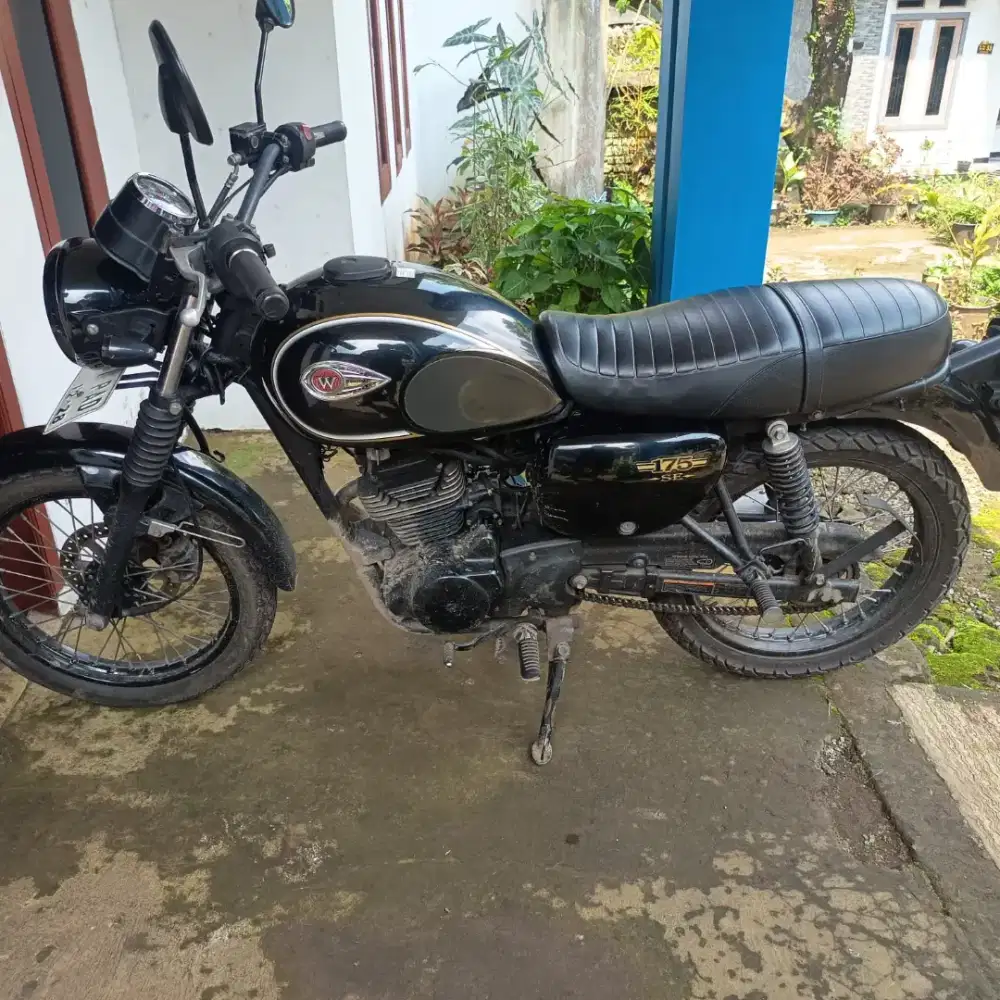 Dijual Kawasaki W175 tahun 2018