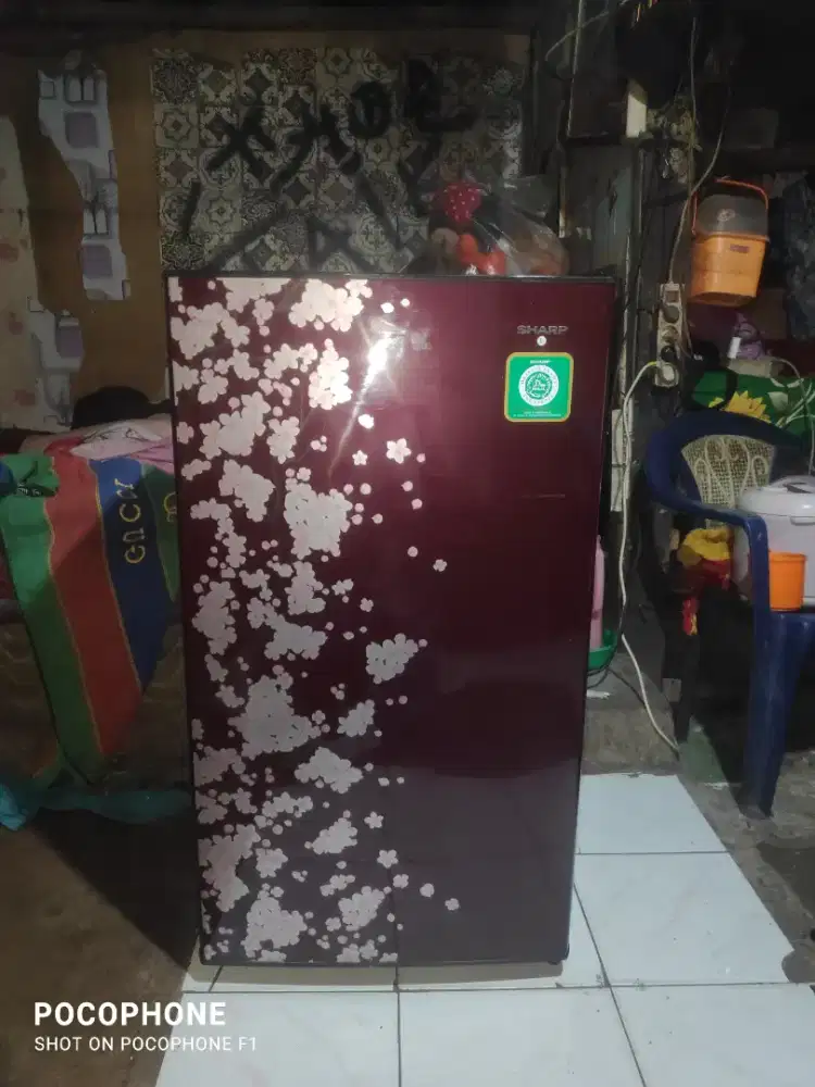 Kulkas merk Sharp