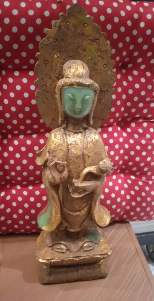 Patung Giok Kwan im koleksi Joov Ave