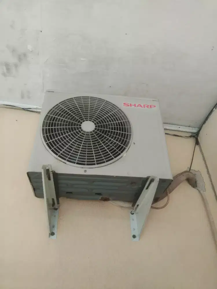 Dijual AC Sharp ½pk