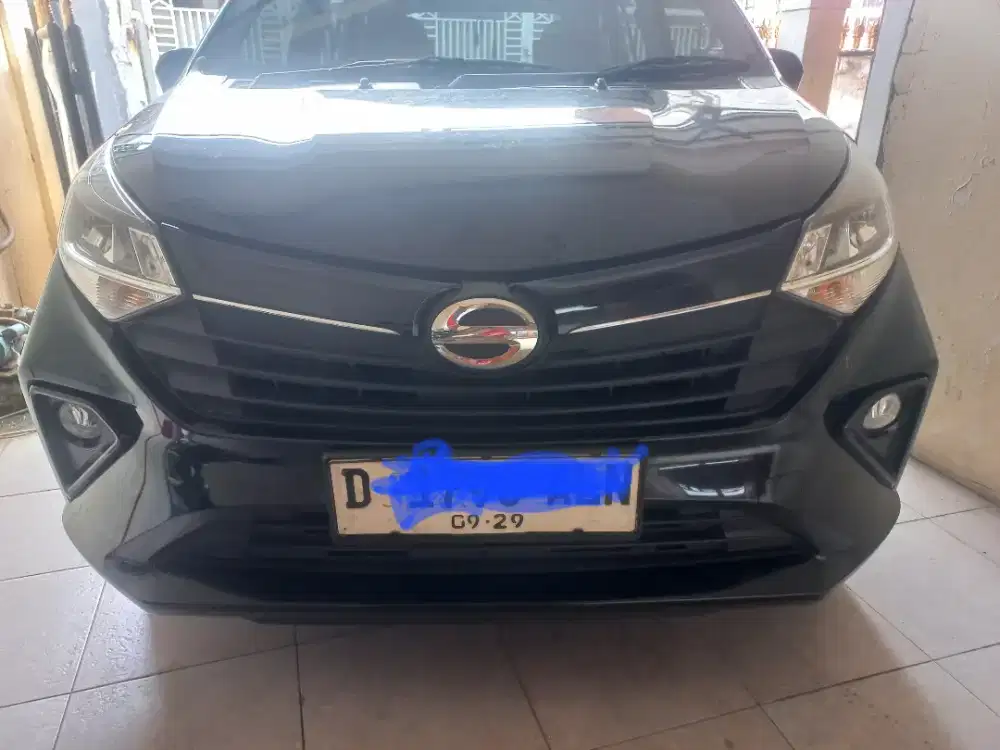 Daihatsu sigra R  1,2   MT  2024