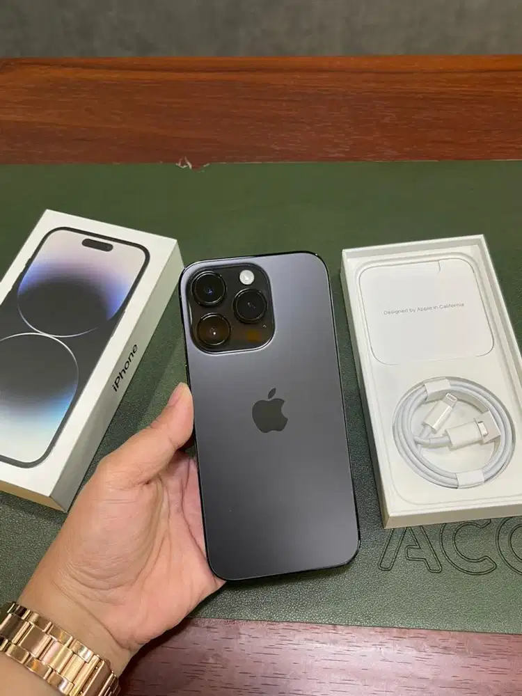 Iphone 14pro 1tb black ex Inter beacukai fullset bh82%