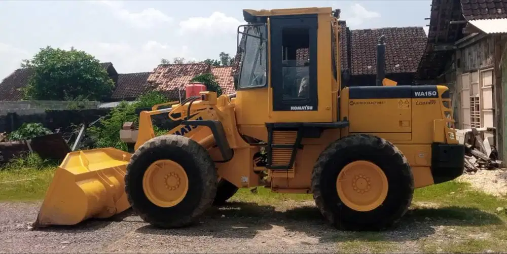 WHELL LOADER KOMATSU TIPE WA150-3