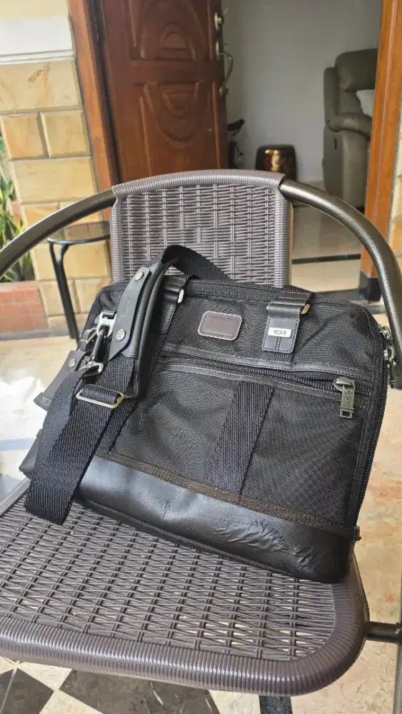Tas laptop Tumi original