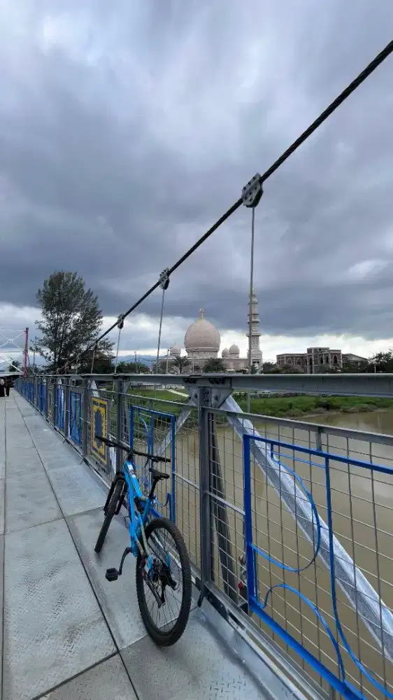 Sepeda Thrill - biru