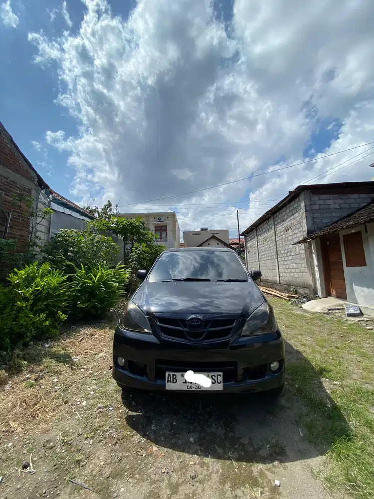 Toyota Avanza 2010 Bensin