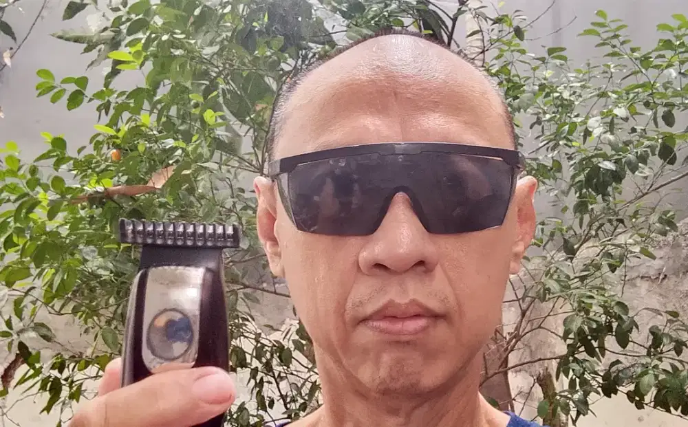 Nawar in jasa untuk cukur rambut botak daerah Sunter Jakut