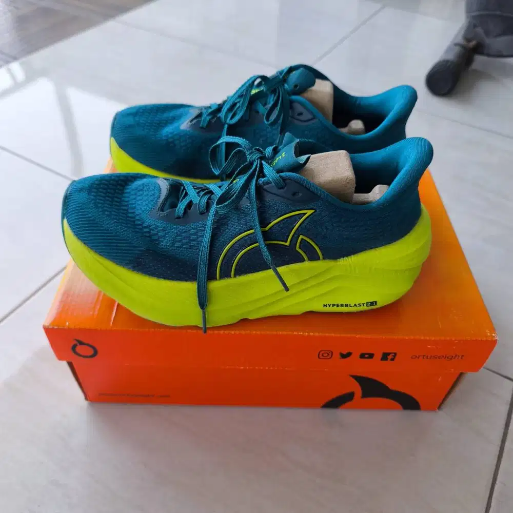 Sepatu Lari / Jogging Ortus Eight Hyperblast 2.1Sacramento Lime Uk 41