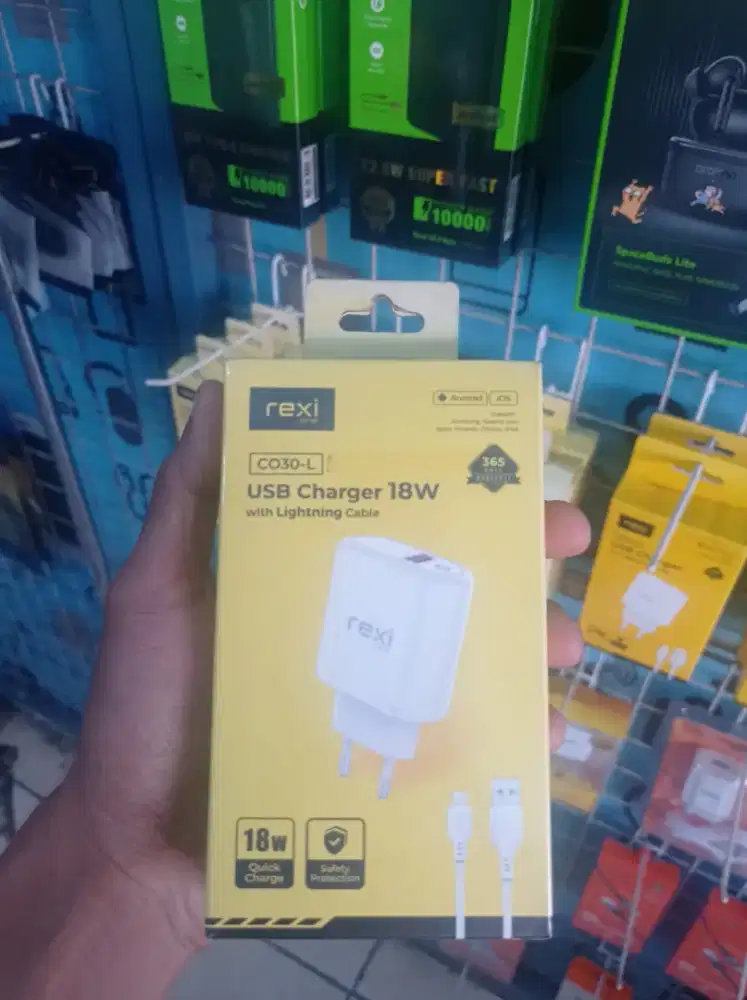 Rexi One CO30-L Travel Charger USB-A to Lightning