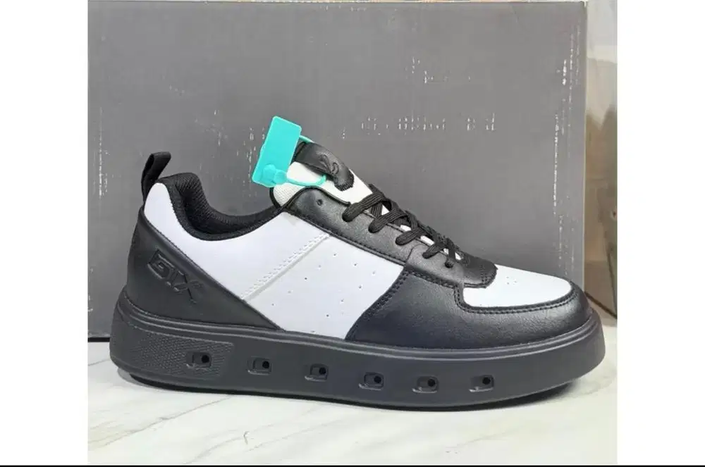 Sneakers Ecco street 720