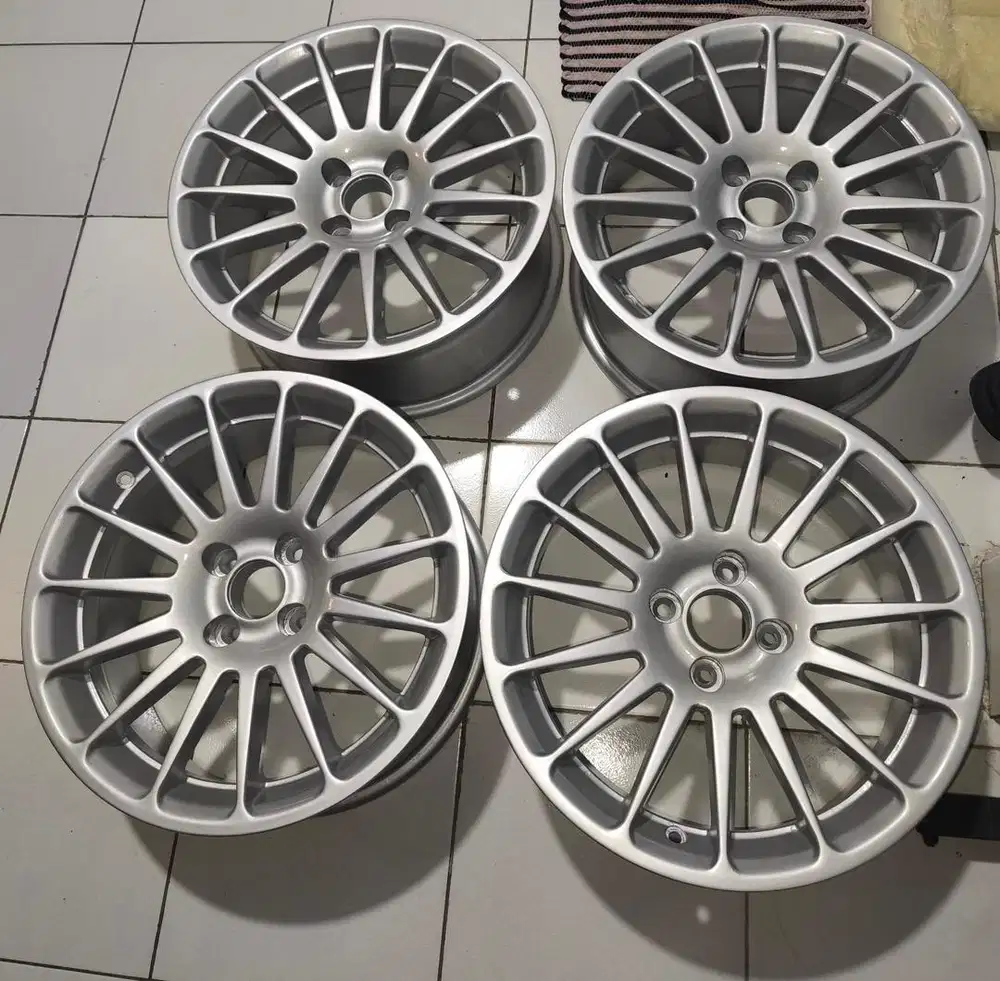 Compomotive Superturismo R16