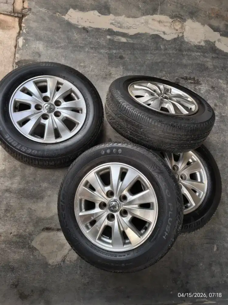 Velg OEM Innova V 2010 dan Ban