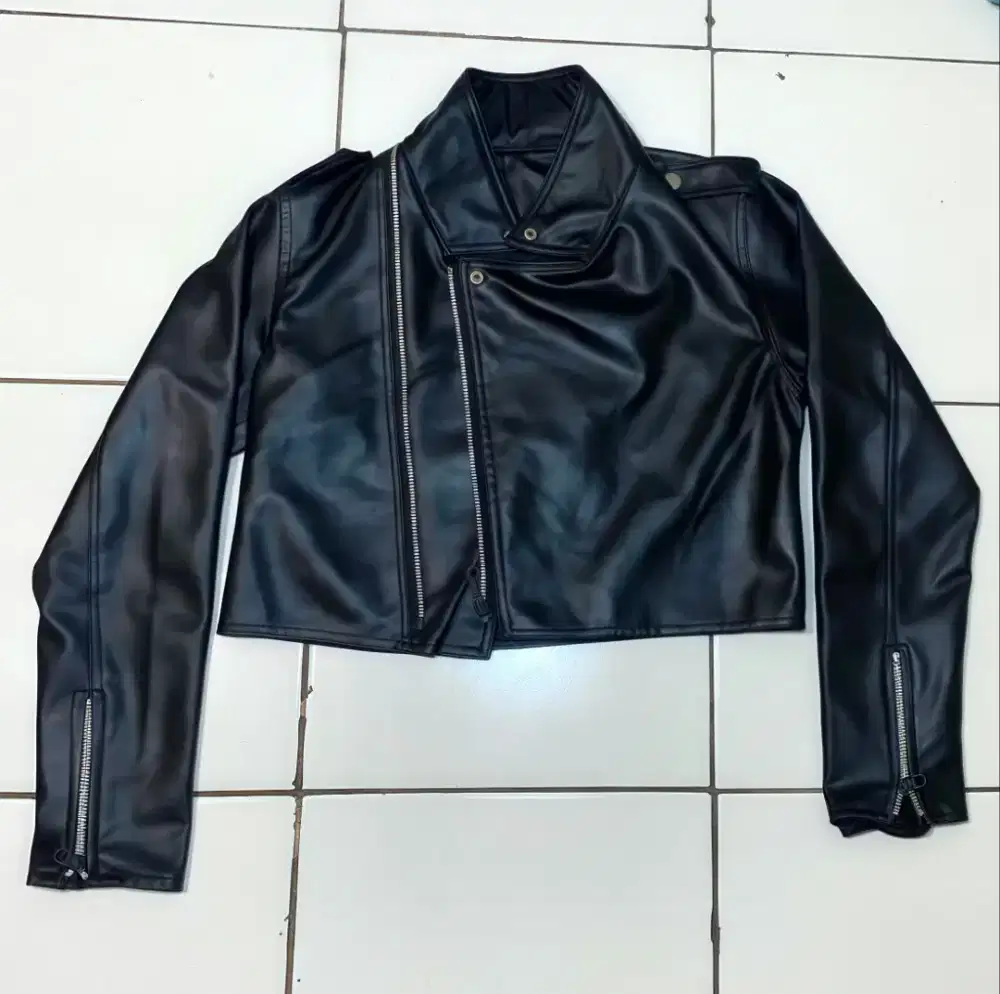 Jaket Kulit Wanita size M