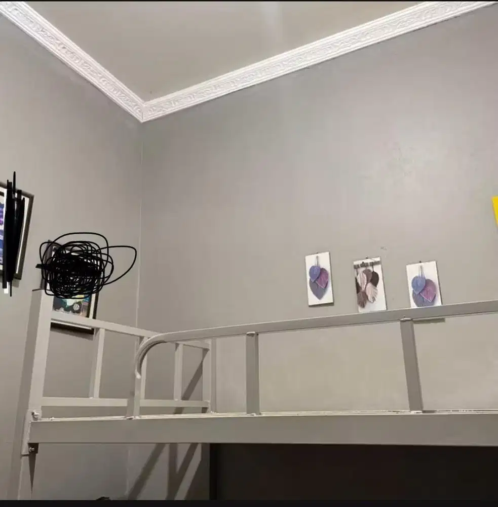 Dipan tingkat UK panjang 200x lebar 90