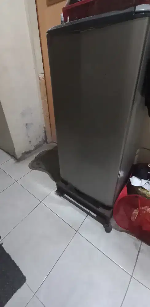 Kulkas 1 Pintu - SANYO