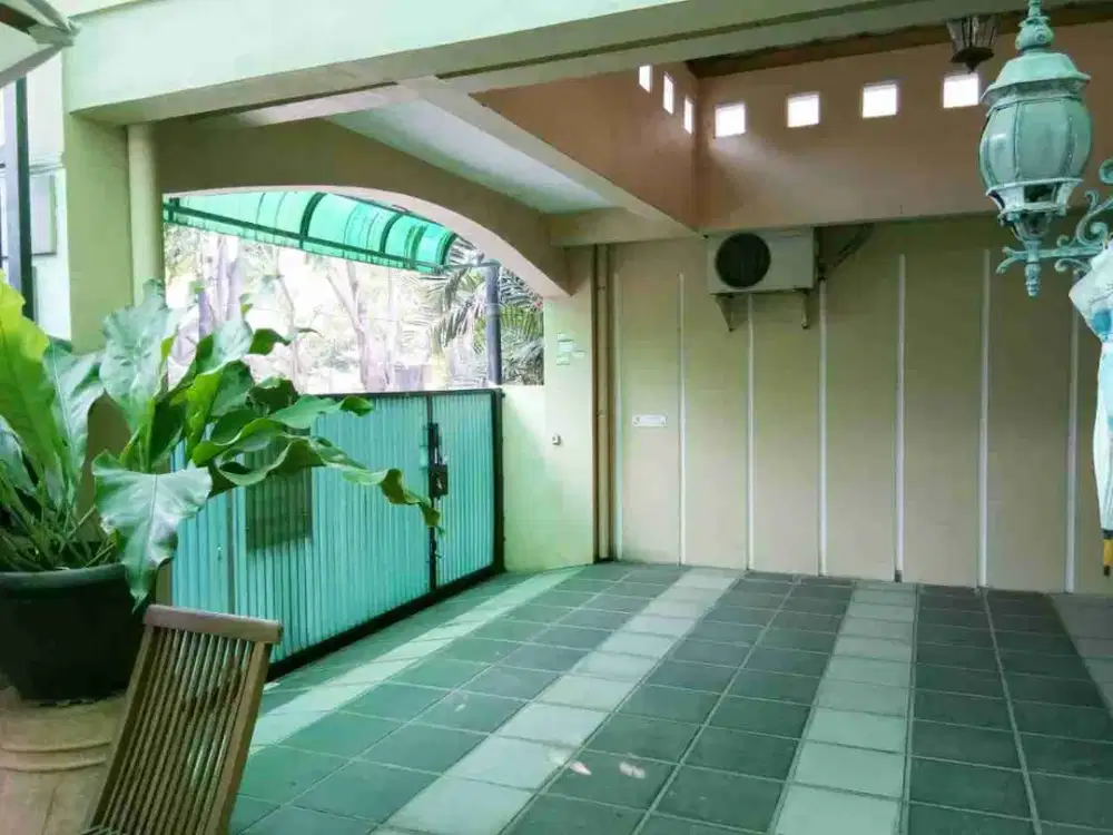 Dijual rumah Hook di BCS Kelapa Gading Jakarta Utara