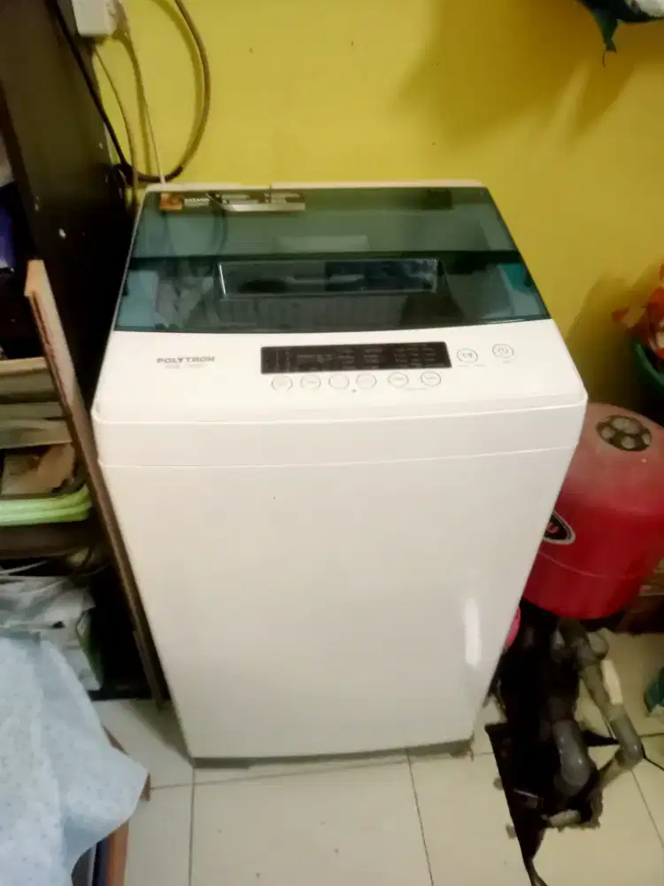 Mesin cuci merk Polytron