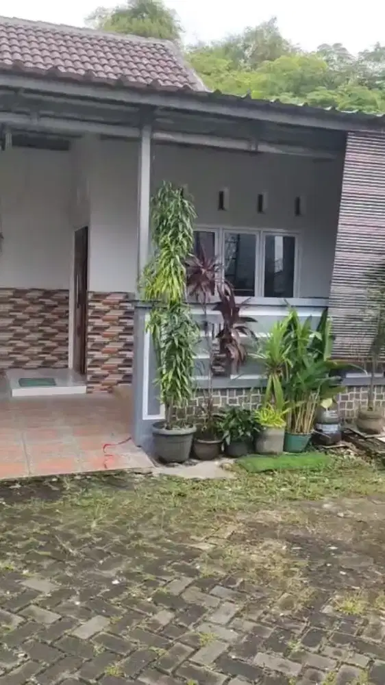 Rumah siap huni Cluster Pajajaran dekat Aryana Karawaci