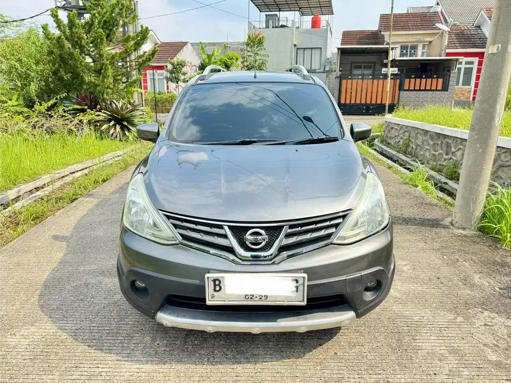 Nissan Grand Livina L11, 1.5, X-Gear, Matic, Abu-Abu, 2014, KM 148rb