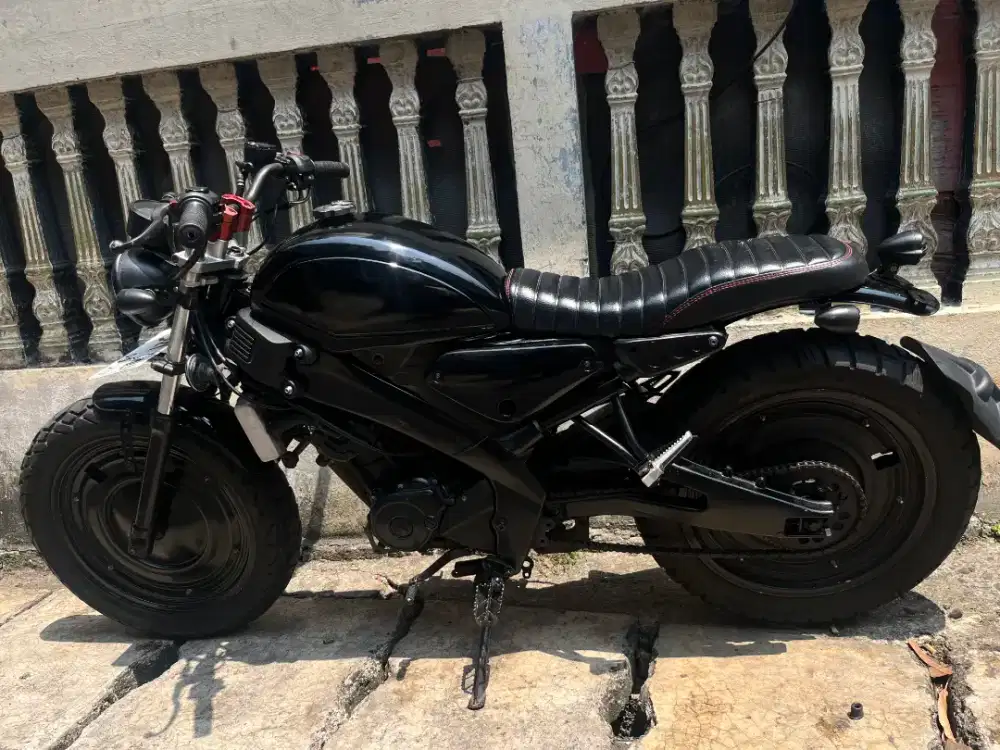 Motor Custom scrambler basic Yamaha R15 v2 injeksi
