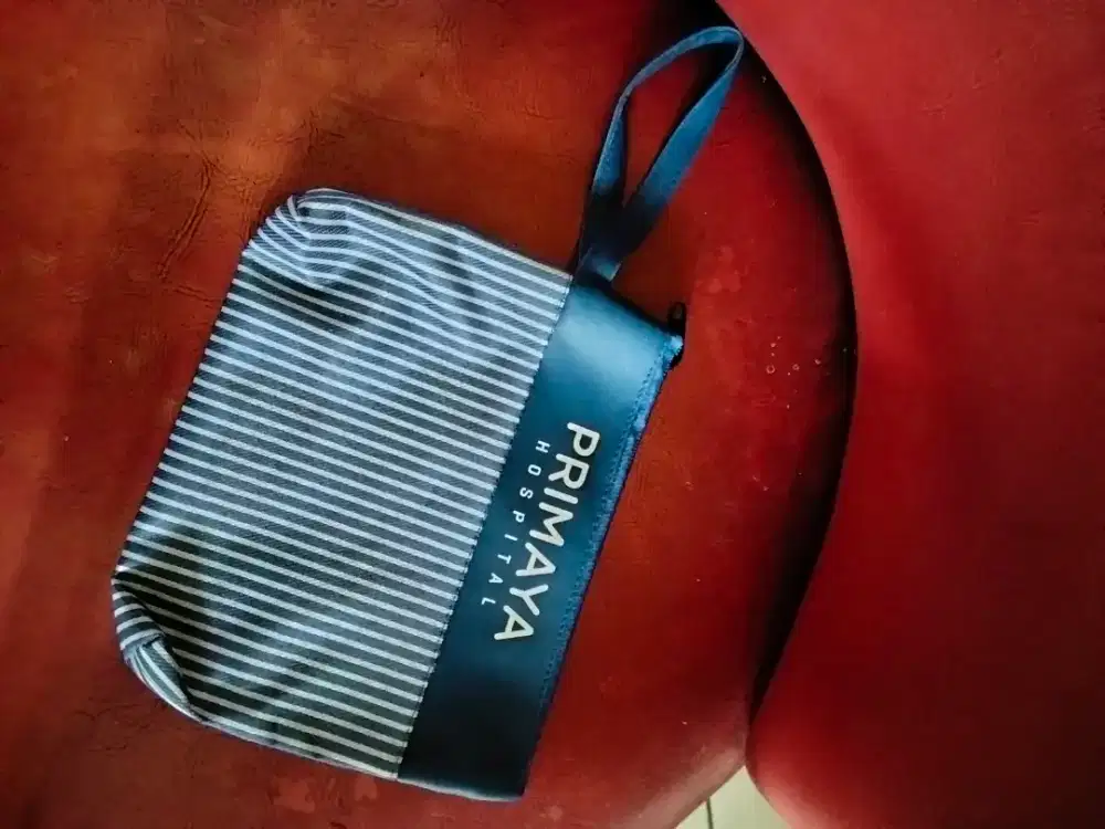 Pouch atau tas kecil nego