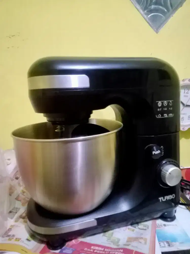 Mixer adonan merk Turbo